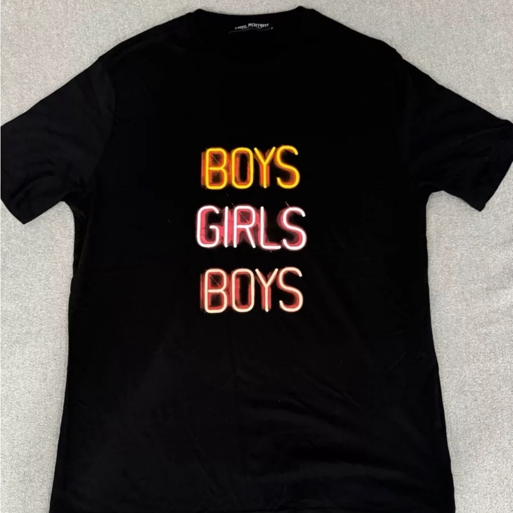 Neil Barrette T Shirt, medium